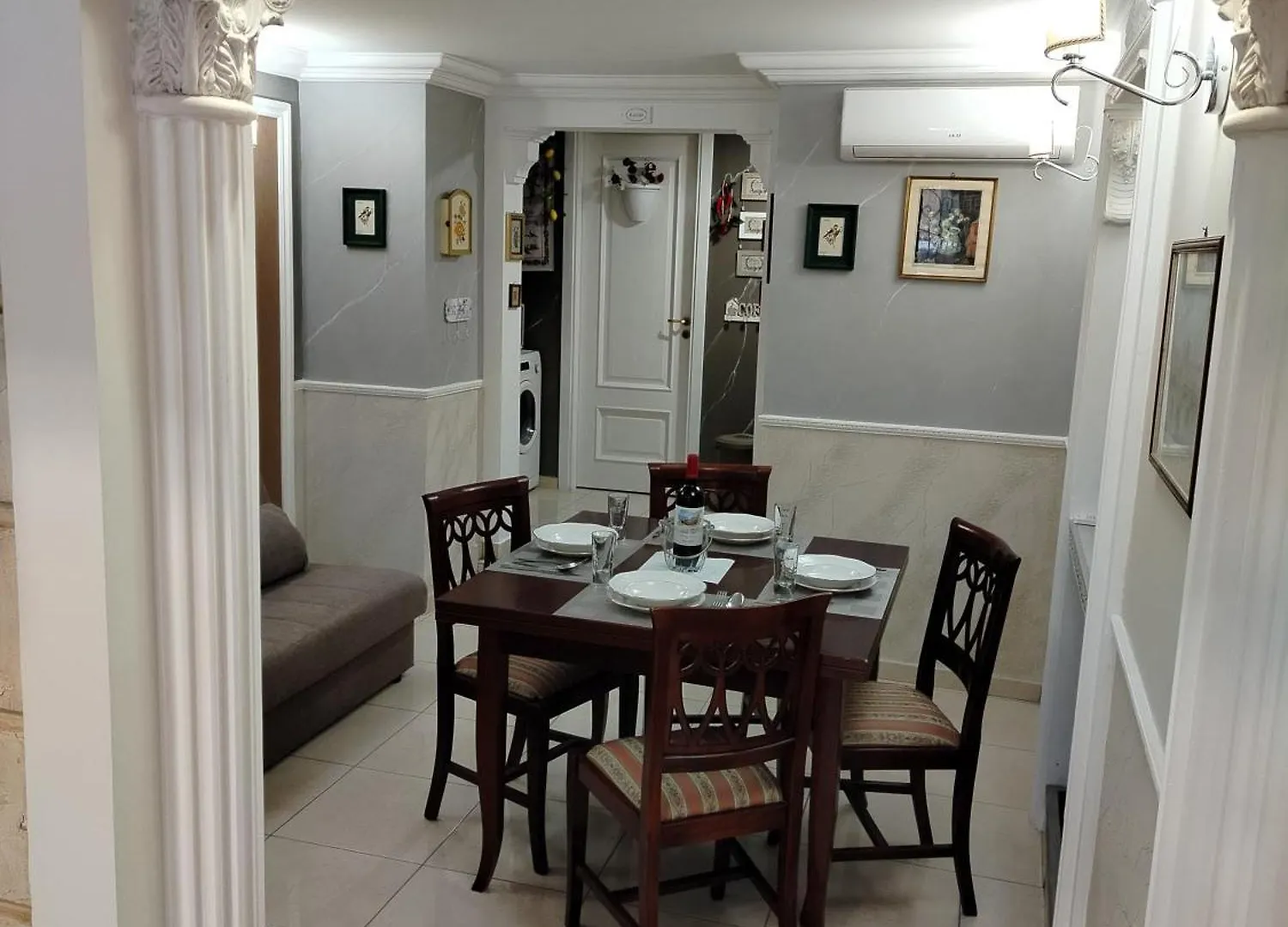 Royal House Apartment Catania Italy
